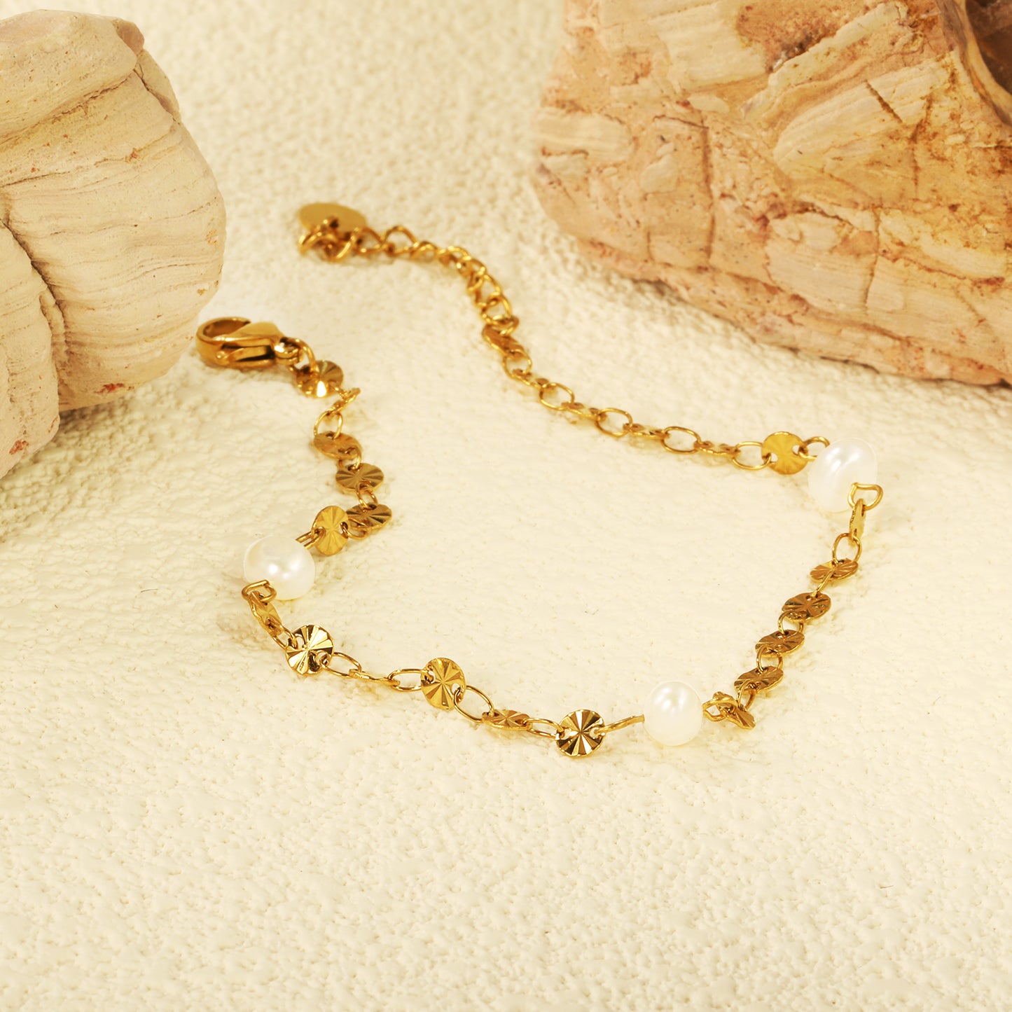 Maris Pearl Bracelet