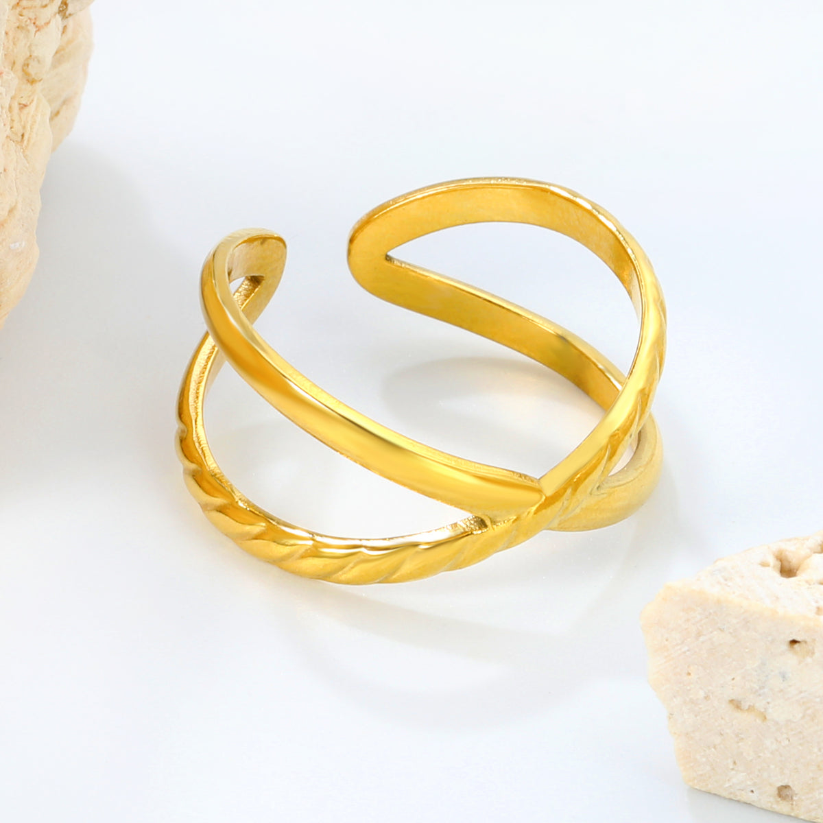 Naya Ring
