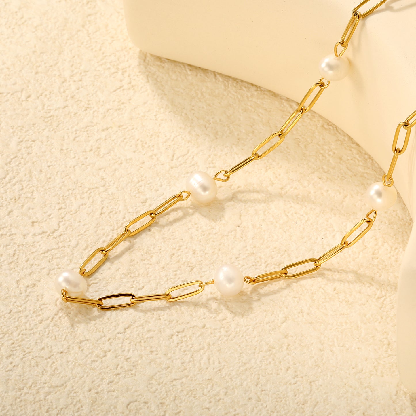 Lumi Necklace