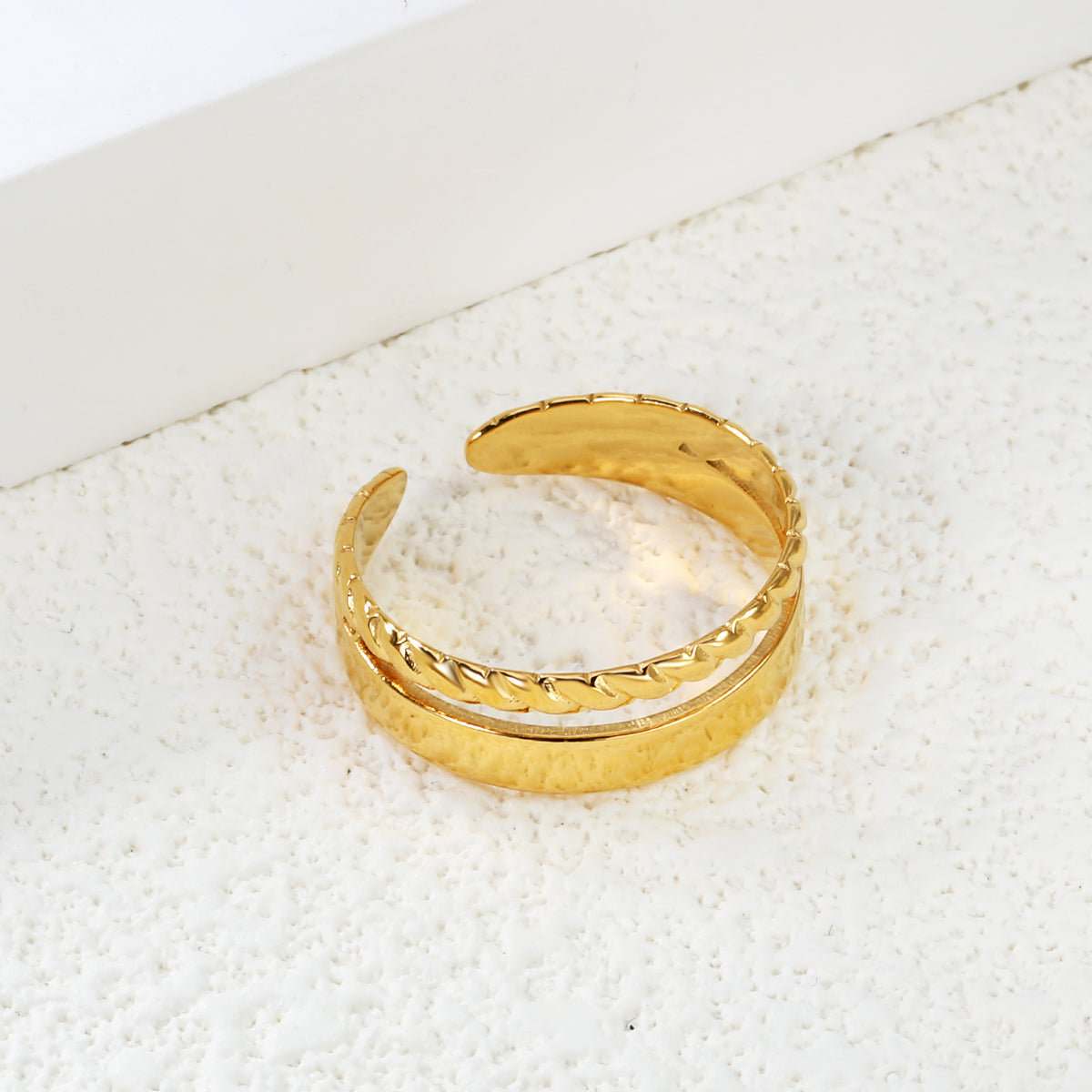 Capri Ring