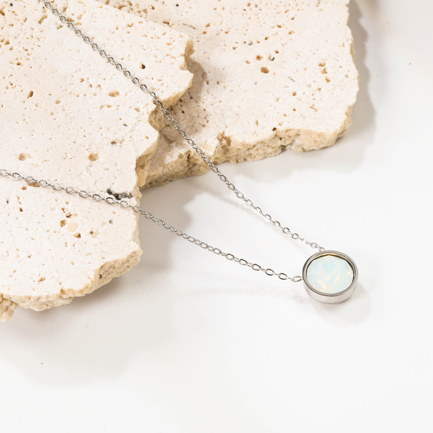 Luna Necklace
