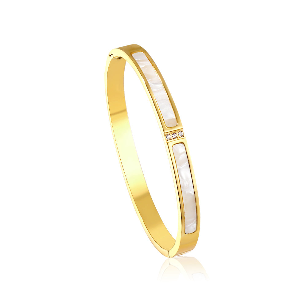 Isla Bangle